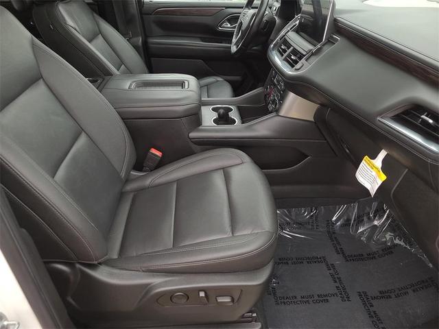Photo of 2022 Iridescent Pearl Tricoat Chevrolet Tahoe