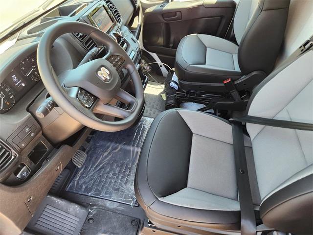 Photo of 2025 Bright White Clearcoat RAM ProMaster 2500