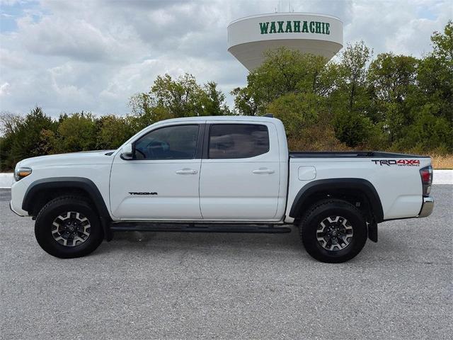 Photo of 2022 White Toyota Tacoma