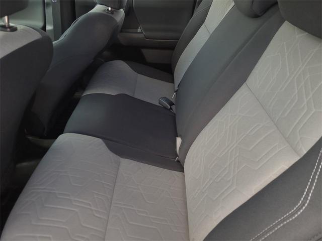 Photo of 2022 White Toyota Tacoma