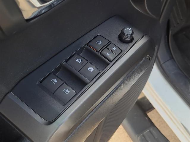 Photo of 2022 White Toyota Tacoma