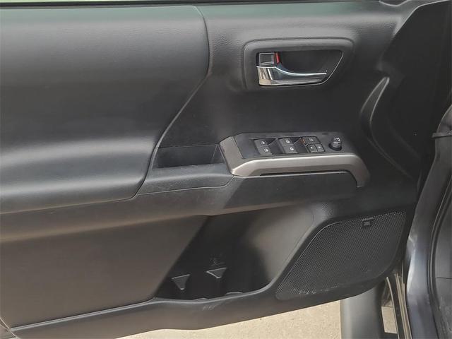 Photo of 2022 Gray Toyota Tacoma