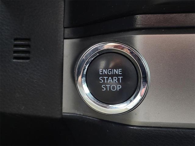 Photo of 2022 Gray Toyota Tacoma