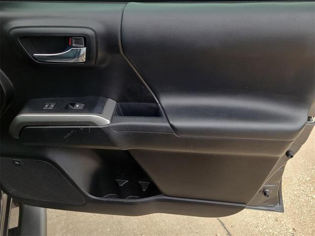 Photo of 2022 Gray Toyota Tacoma