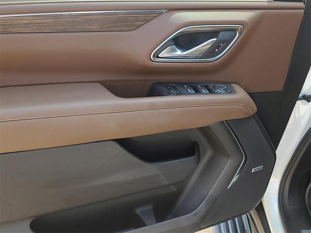 Photo of 2024 Iridescent Pearl Tricoat Chevrolet Tahoe