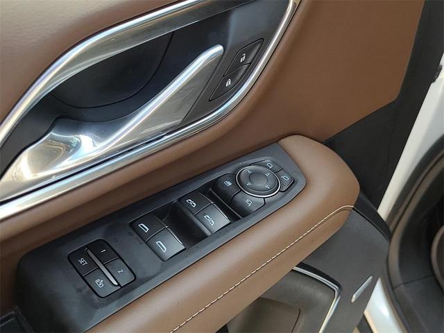 Photo of 2024 Iridescent Pearl Tricoat Chevrolet Tahoe