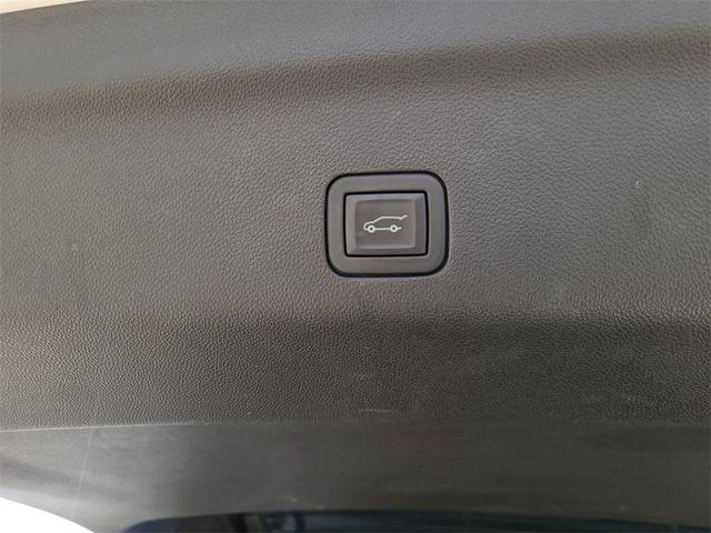 Photo of 2024 Iridescent Pearl Tricoat Chevrolet Tahoe