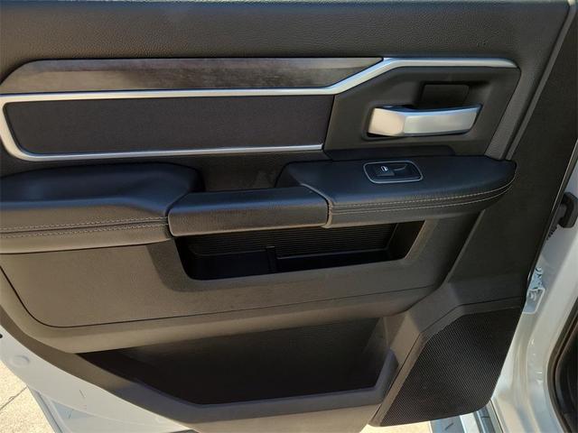 Photo of 2024 Bright White Clearcoat RAM 2500