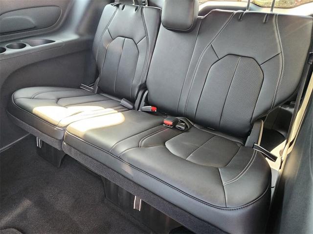 Photo of 2026 PW7 Chrysler Pacifica