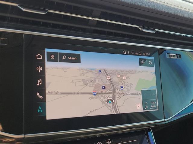 Photo of 2023 Satellite Silver Metallic Audi Q7
