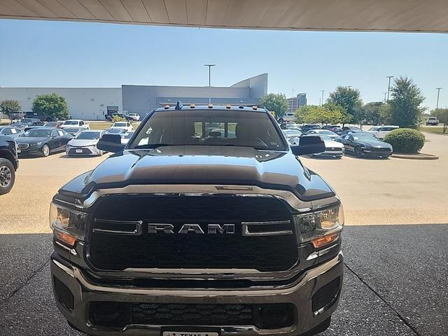 Photo of 2020 Granite Crystal Clearcoat Metallic RAM 2500