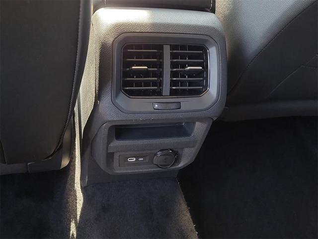 Photo of 2024 Platinum Gray Metallic Volkswagen Tiguan