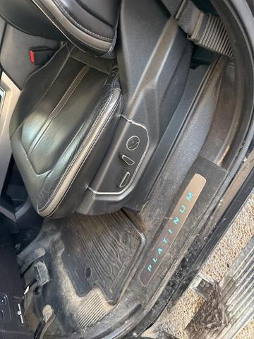 Photo of 2017 Black Ford F-250