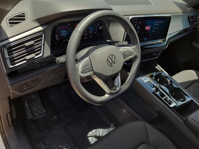 Photo of 2024 Pure White Volkswagen Atlas Cross Sport