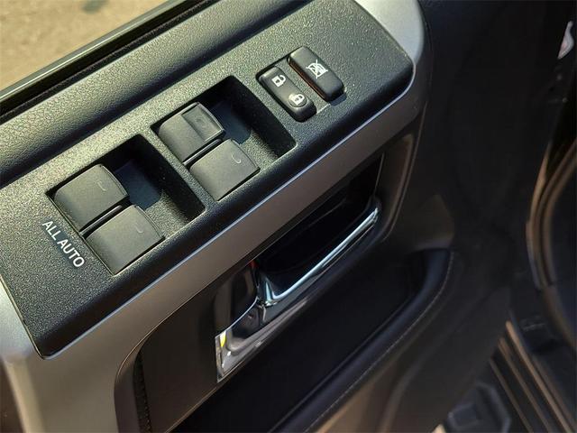 Photo of 2024 Gray Toyota 4Runner