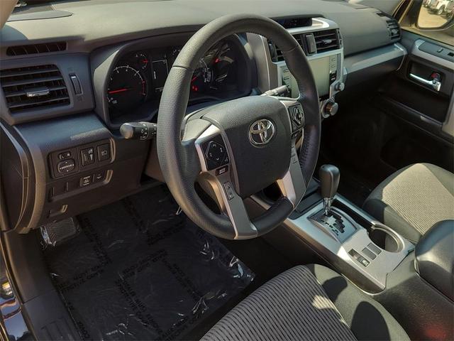 Photo of 2024 Gray Toyota 4Runner