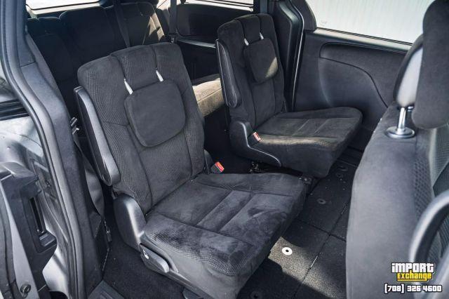 Photo of 2017 Silver Dodge Grand Caravan