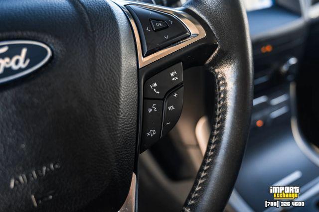 Photo of 2020 White Ford Edge