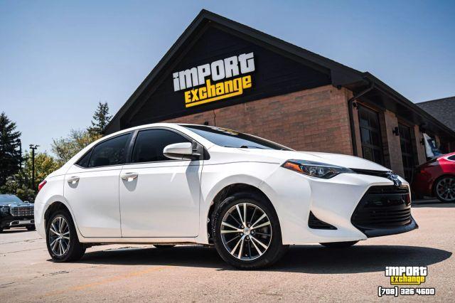 Photo of 2019 White Toyota Corolla