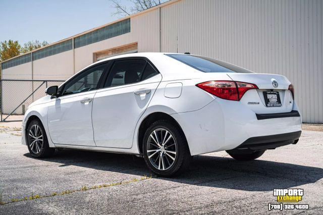 Photo of 2019 White Toyota Corolla