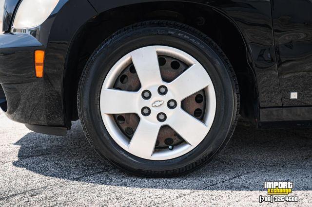 Photo of 2008 Black Chevrolet HHR