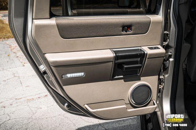 Photo of 2003 Beige Hummer H2