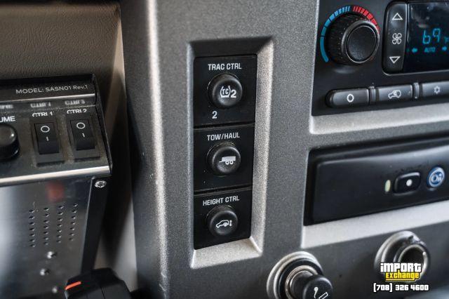 Photo of 2003 Beige Hummer H2