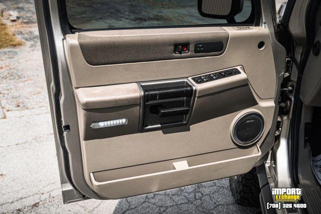 Photo of 2003 Beige Hummer H2