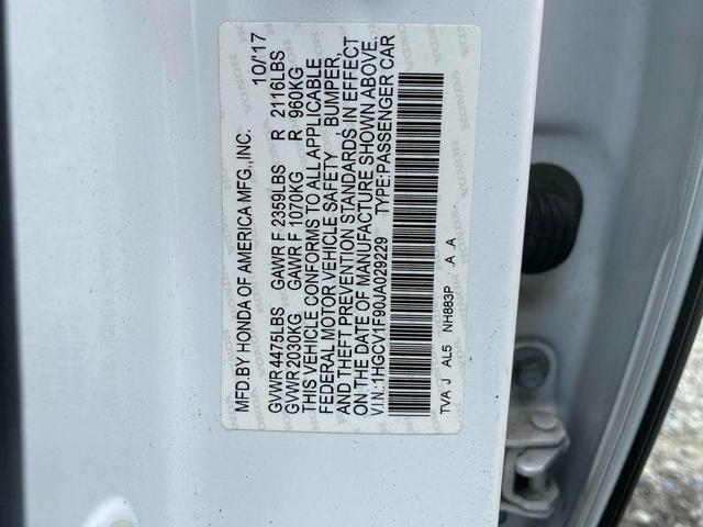 Photo of 2018 Platinum White Pearl Honda Accord