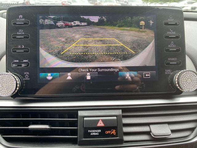 Photo of 2018 Platinum White Pearl Honda Accord