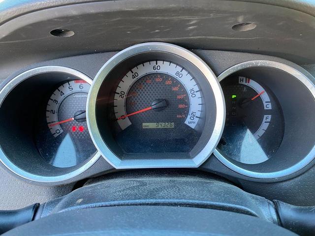 Photo of 2015 Silver Sky Metallic Toyota Tacoma