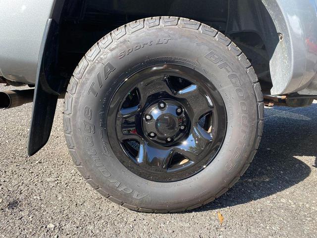 Photo of 2015 Silver Sky Metallic Toyota Tacoma