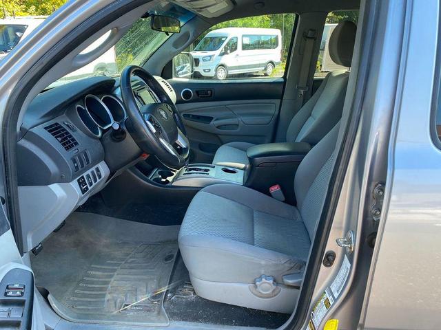 Photo of 2015 Silver Sky Metallic Toyota Tacoma