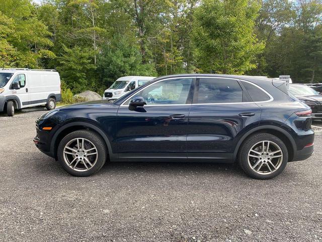 Photo of 2019 Moonlight Blue Metallic Porsche Cayenne