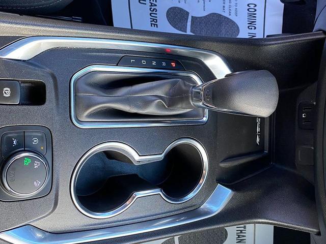 Photo of 2023 Mosaic Black Metallic Chevrolet Traverse