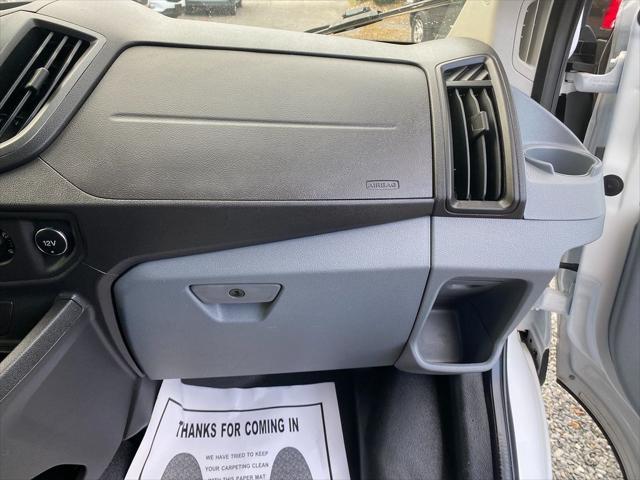 Photo of 2019 Oxford White Ford Transit-250