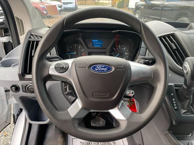 Photo of 2019 Oxford White Ford Transit-250