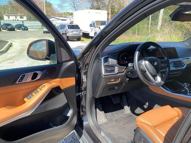 Photo of 2019 Black Sapphire Metallic BMW X5