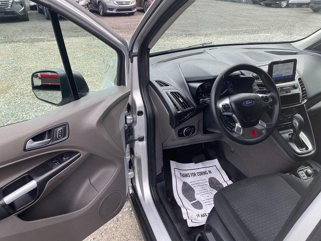 Photo of 2021 Silver Ford Transit Connect