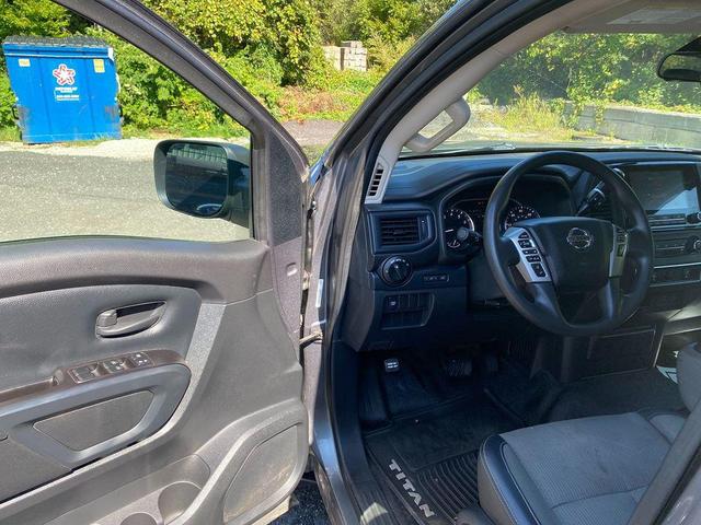 Photo of 2020 Gun Metallic Nissan Titan