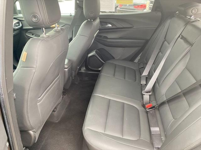 Photo of 2022 Zeus Bronze Metallic Chevrolet Trailblazer