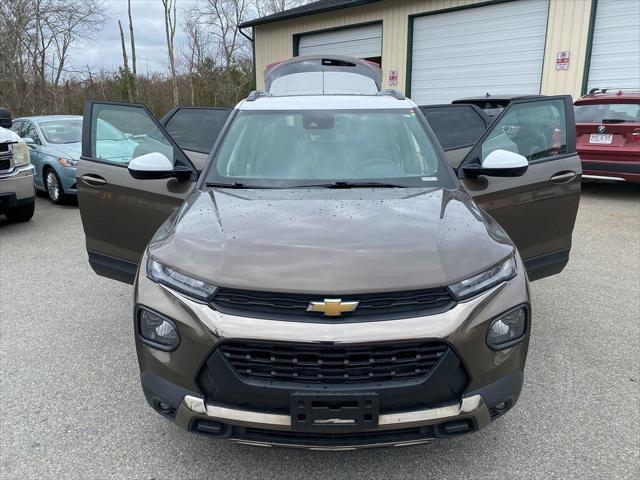 Photo of 2022 Zeus Bronze Metallic Chevrolet Trailblazer