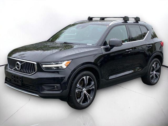 Photo of 2019 Onyx Black Metallic Volvo XC40
