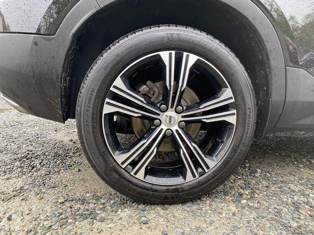 Photo of 2019 Onyx Black Metallic Volvo XC40