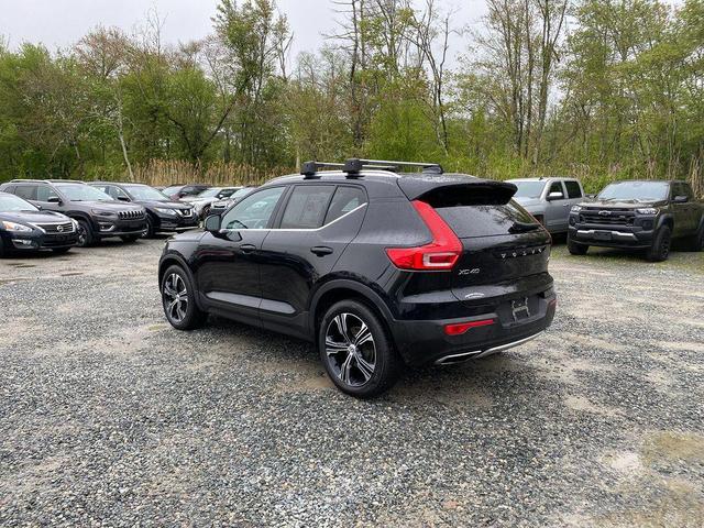 Photo of 2019 Onyx Black Metallic Volvo XC40