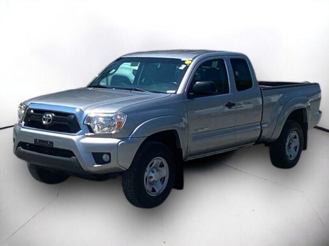 Photo of 2015 Silver Sky Metallic Toyota Tacoma