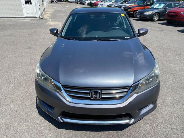 Photo of 2015 Alabaster Silver Metallic Honda Accord