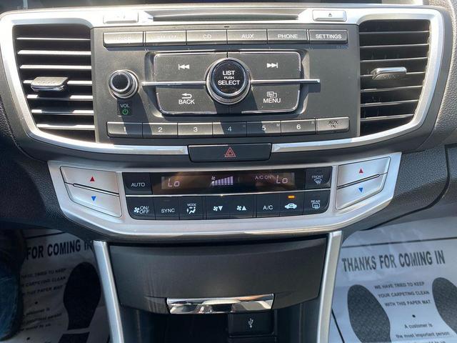 Photo of 2015 Alabaster Silver Metallic Honda Accord