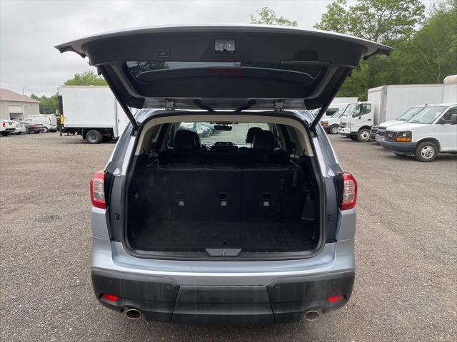Photo of 2019 Ice Silver Metallic Subaru Ascent