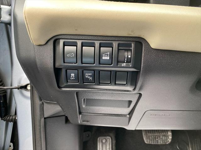 Photo of 2019 Ice Silver Metallic Subaru Ascent